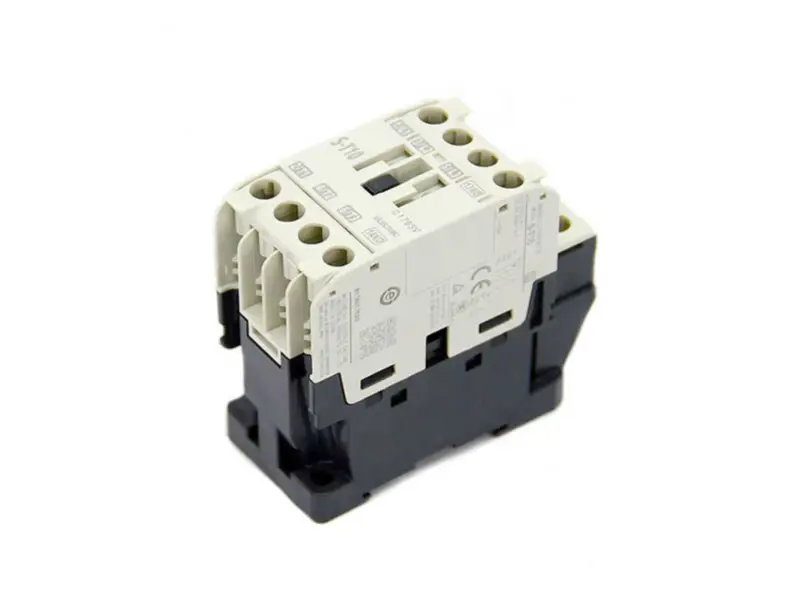 in sotck S-T10 220VAC Mitsubishi 3P 200 tot 220 VAC magneetschakelaar