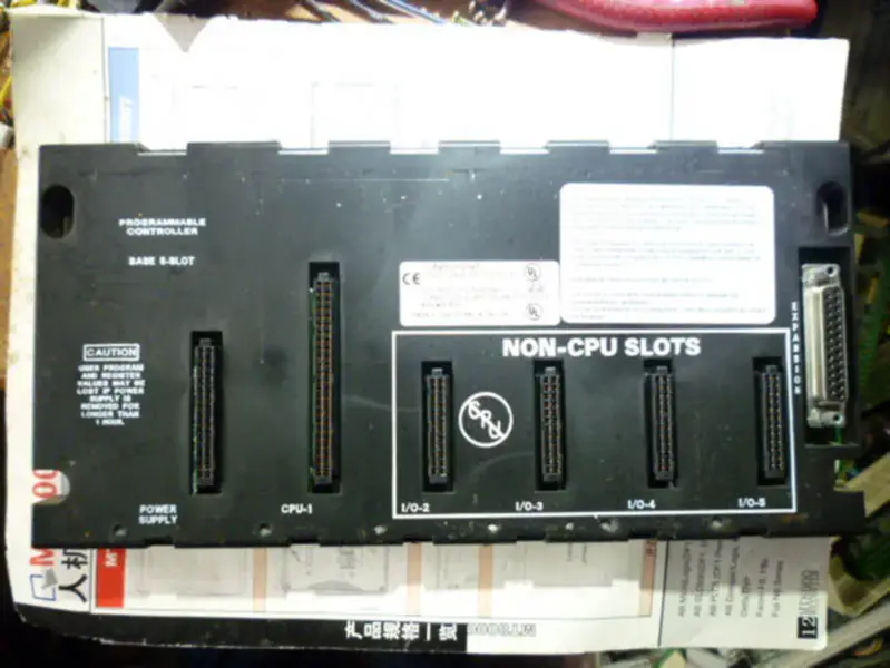 GE Fanuc PLC 90-30 serie IC693CHS397J
