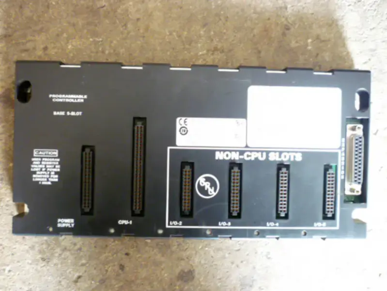 GE Fanuc PLC 90-30 serie IC693CHS397M
