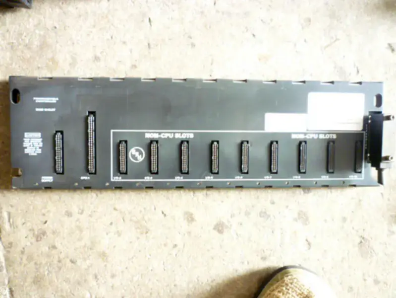 GE Fanuc PLC 90-30 serie IC693CHS391K