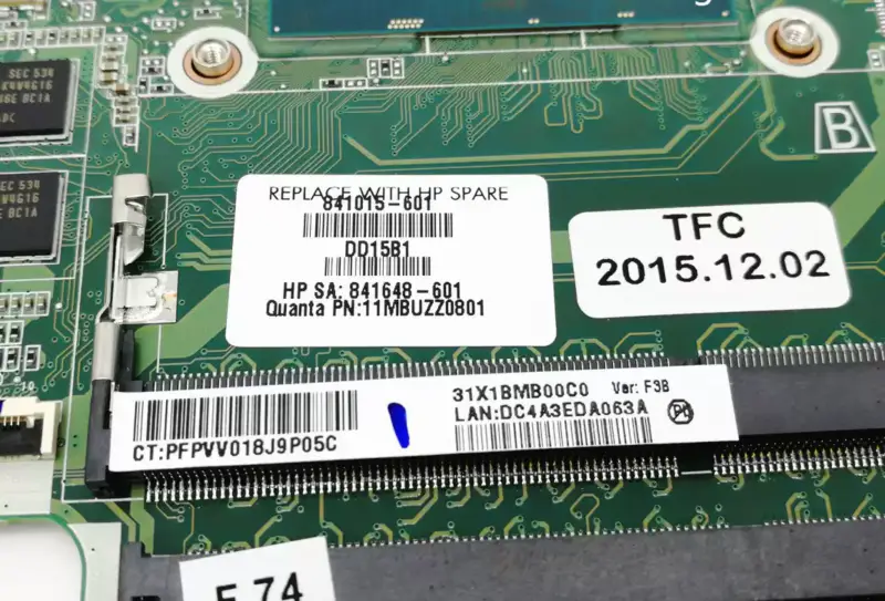 HP 841015-601 841015-001 841015-501 DAX1BMB1AF0 met SR2EZ I7-6500U moederbord