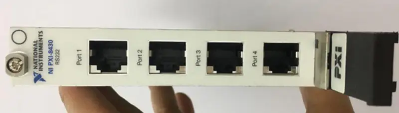 NI PXI-8430 2/4/8/16 RS232 seriële kaart voor snelle communicatie