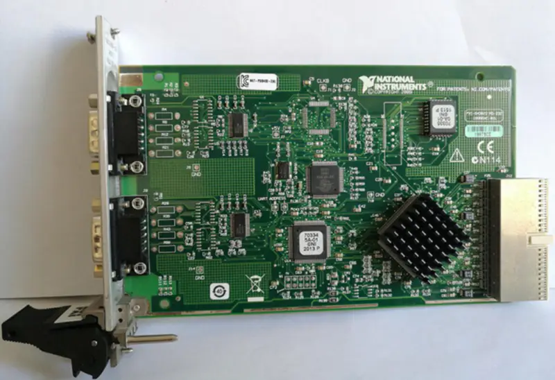 NI PXI-8430 2/4/8/16 RS232 seriële kaart voor snelle communicatie