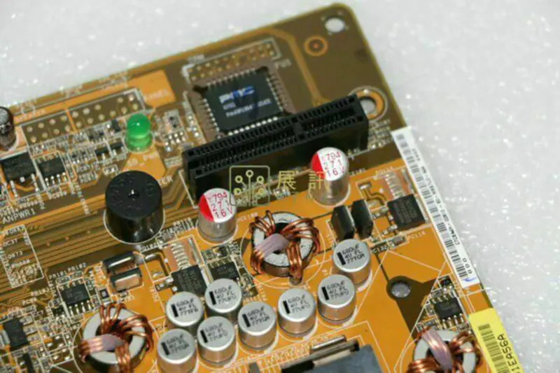 Asus T3-P5945GCX moederbord