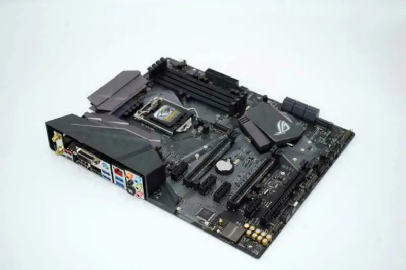 Asus STRIXZ270EGAMING moederbord