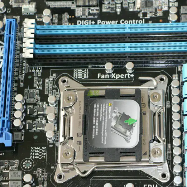 Asus P9X79LE moederbord