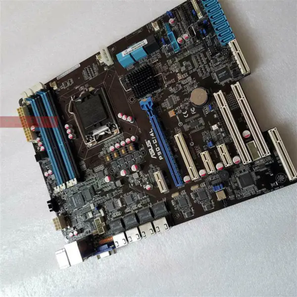 Asus P9D-C/4L moederbord