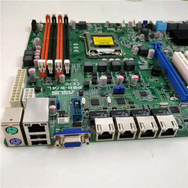 Asus P8B-E/4L moederbord