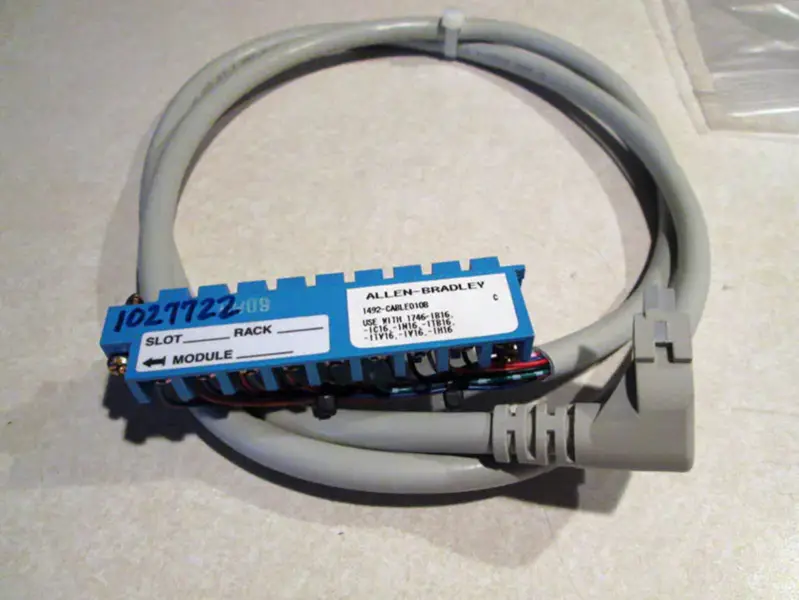 Allen-Bradley 1492-KABEL010B