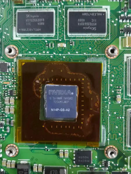 Asus 60NB0230-MB7100 Q550LF ATX moederbord