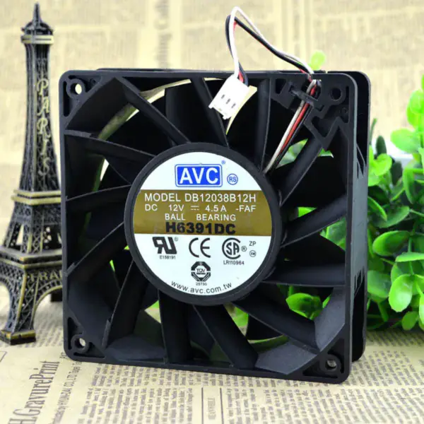 AVC 12CM 12038 12V 4,5A ventilator DB12038B12H 3-draads