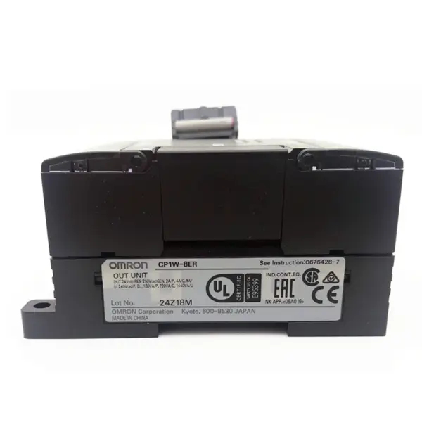 Omron CP1W-8ER PLC-module