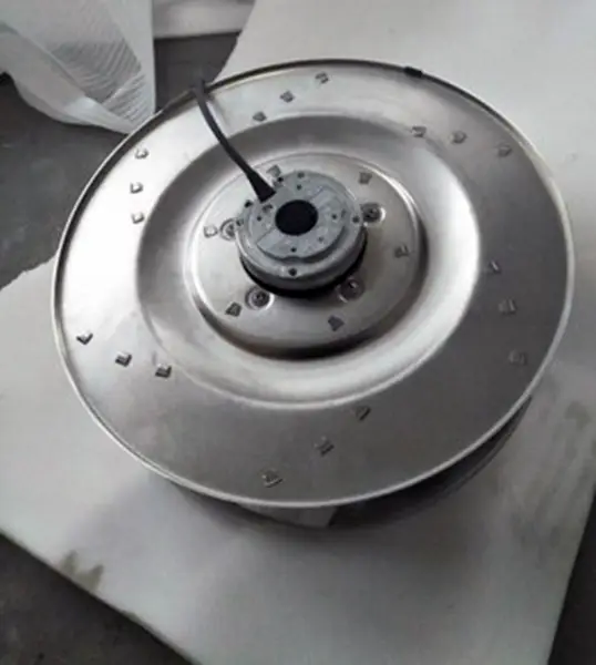 Ebmpapst R4E400-AN09-06 Ventilator