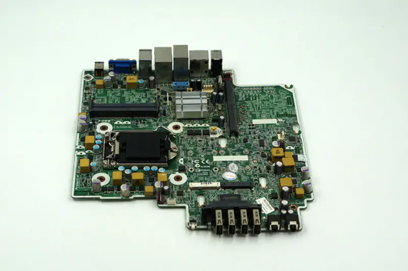 HP 8300 Elite 656939-001 711787-001/501/601 656937-002 Moederbord