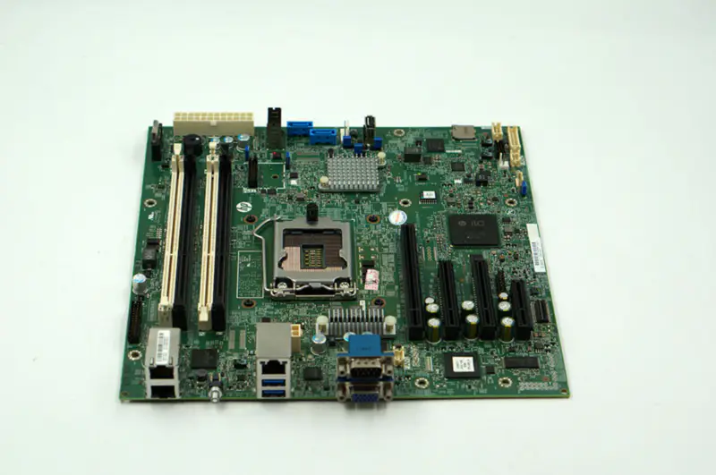 HP ML310E GEN8 V2 715910-002 715910-001 726766-001 Server moederbord