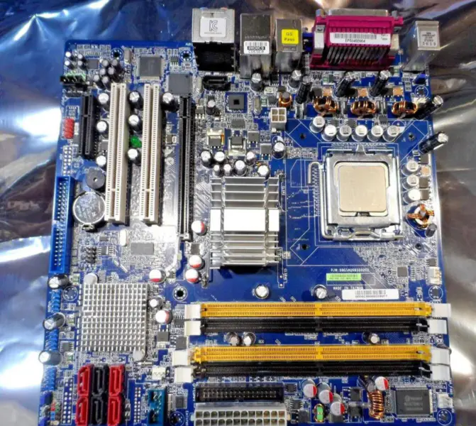 INTEL CORE 2 DUO 08GSAQ96500202 Moederbord