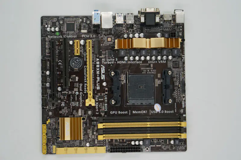 Asus A88XM-PLUS Moederbord DDR3 32G M-ATX