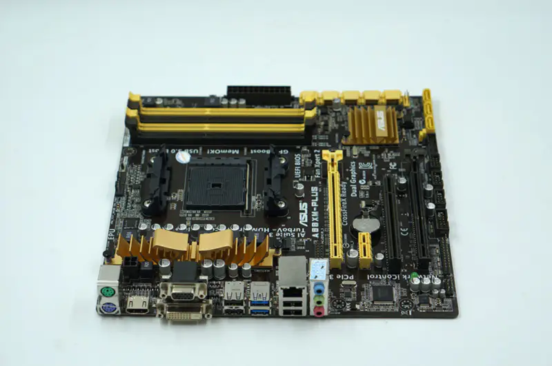 Asus A88XM-PLUS Moederbord DDR3 32G M-ATX