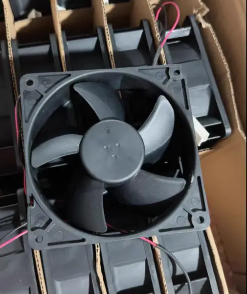 DELTA AFB1212LE-02 12V 0,24A 2-draads koelventilator