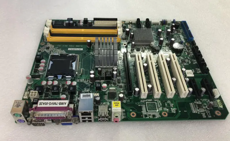 Advantech AIMB-766 REV.A2 AIMB-766VG-00A2E 08GSAQ35001107 moederbord