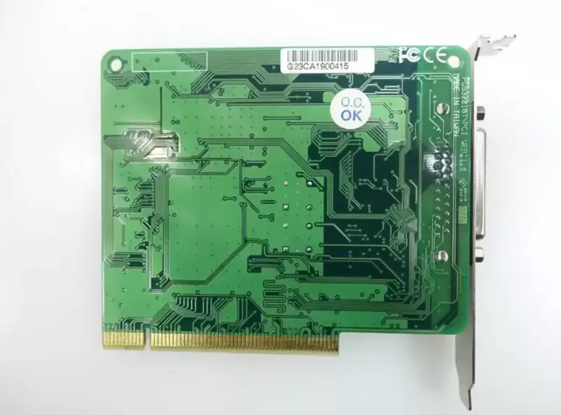 MOXA C32010T/PCI VER:1.4 Seriële kaart