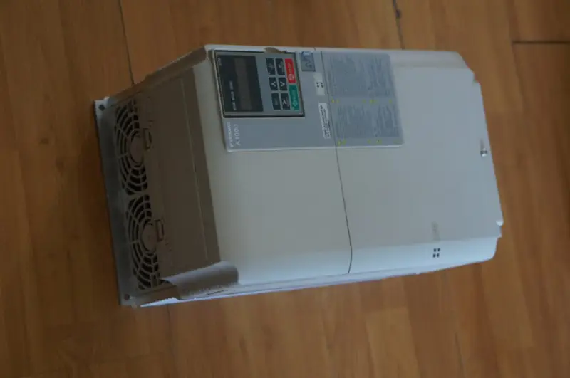 Yaskawa A1000 CIMR-AU4A0044FAA Frequentieregelaar