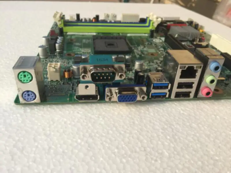 Lenovo M79 A78M D3F3-LM2 V:1.0 Desktop Moederbord