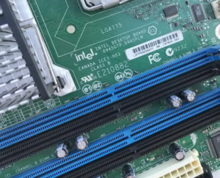 Intel D945GTP.D945PLM moederbord