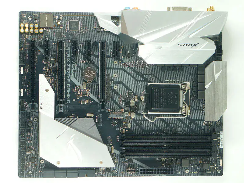 Asus STRIX Z370-E GAMING moederbord 7PCIE LGA1151 DDR4
