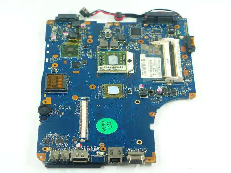 Toshiba Satellite 17'' L500D L505D NSWAE LA-5332P K000093250 Moederbord
