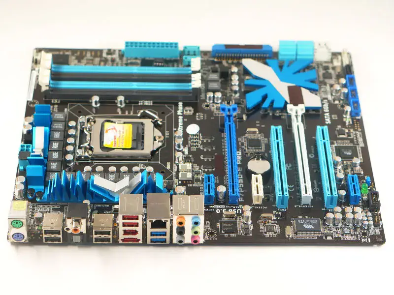 Asus P7P55D-E PRO LGA 1156 Intel P55 moederbord
