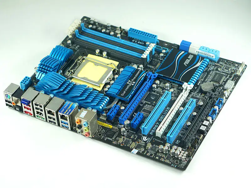 Asus P8P67 DELUXE LGA1155 P67 moederbord