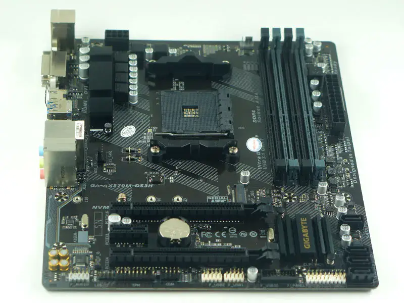 GIGABYTE GA-AX370M-DS3H Moederbord