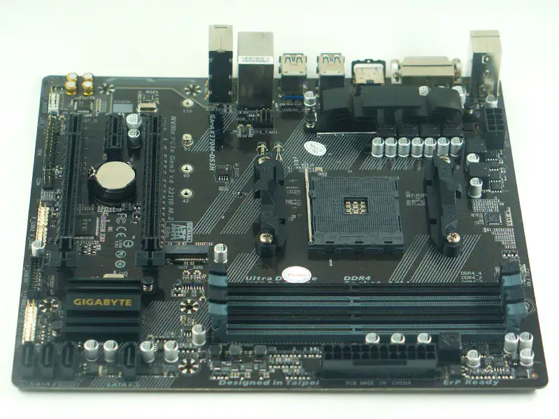 GIGABYTE GA-AX370M-DS3H Moederbord