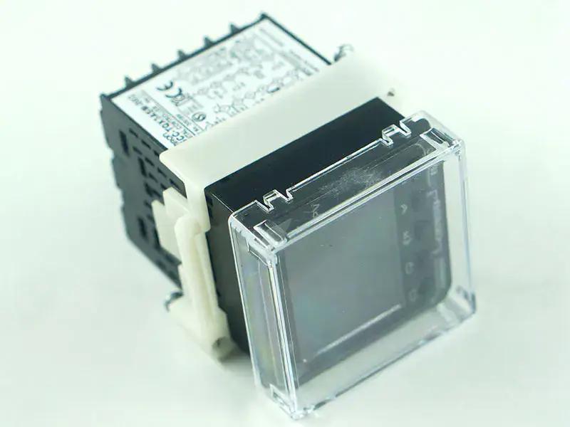 Omron E5CC-TQX3ASM-002 temperatuurregelaar