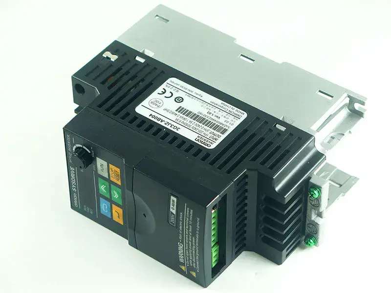 Omron 3G3JZ-AB004 PLC-module