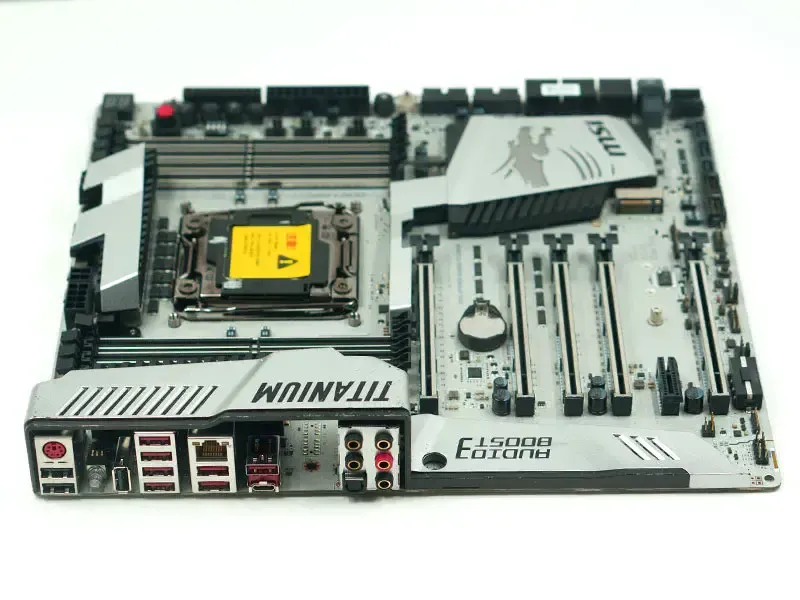 MSI X99A XPOWER GAMING TITANIUM moederbord