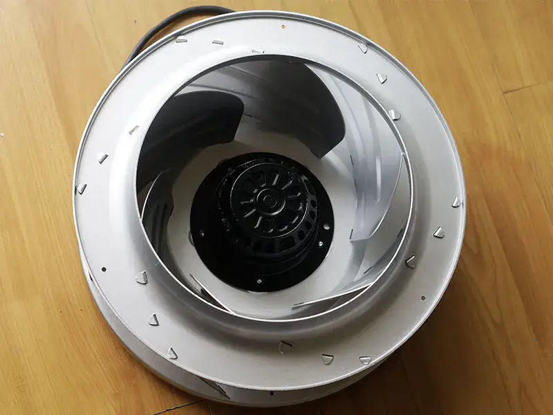 Ebmpapst R4E355-RM03-05 ventilator