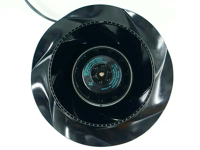 Ebmpapst R2E225-RA92-34 ventilator
