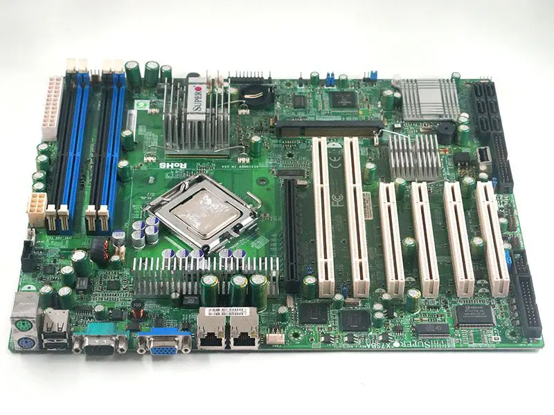 SuperMicro X7SBA Moederbord
