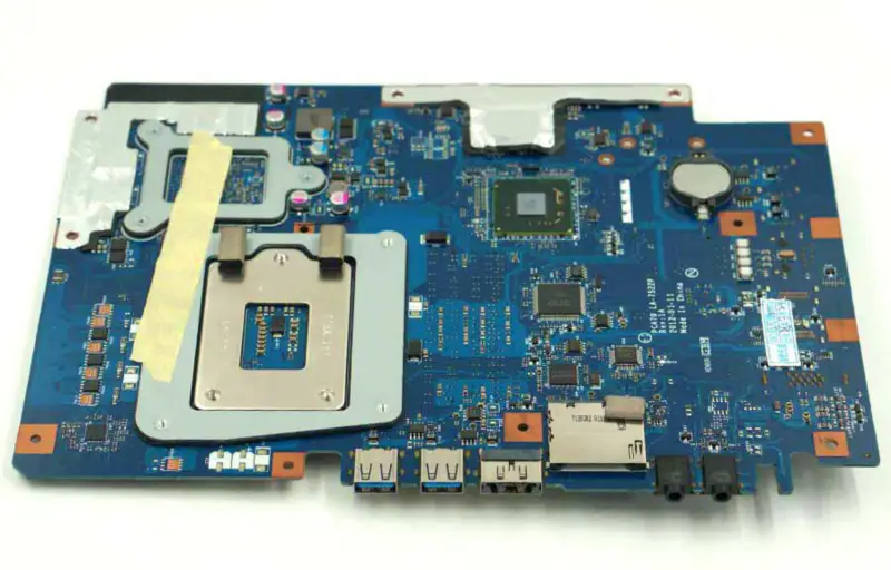 Asus ET2410i moederbord