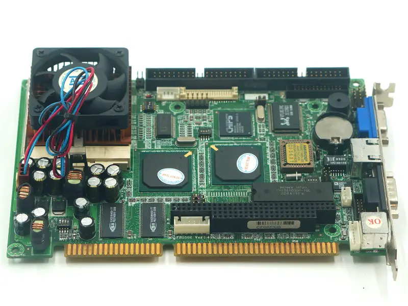 FB2502 VER:1.4 moederbord met CPU en FAN