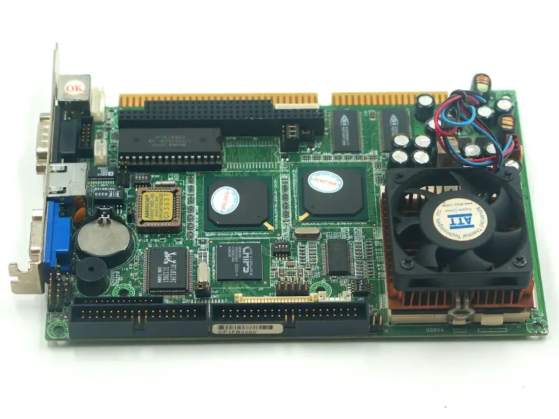 FB2502 VER:1.4 moederbord met CPU en FAN