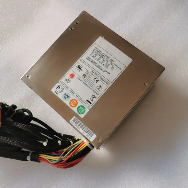 Gebruikte Zippy Emacs 500W schakelende voeding HP2-6500PE