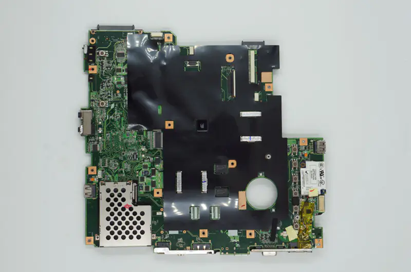 Asus M51TR met AMD moederbord