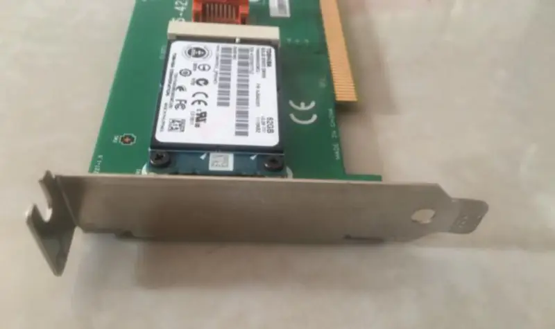 MICRO-STAR MS-4227 VER:1.0 Solid state drive adapter met 62G SSD