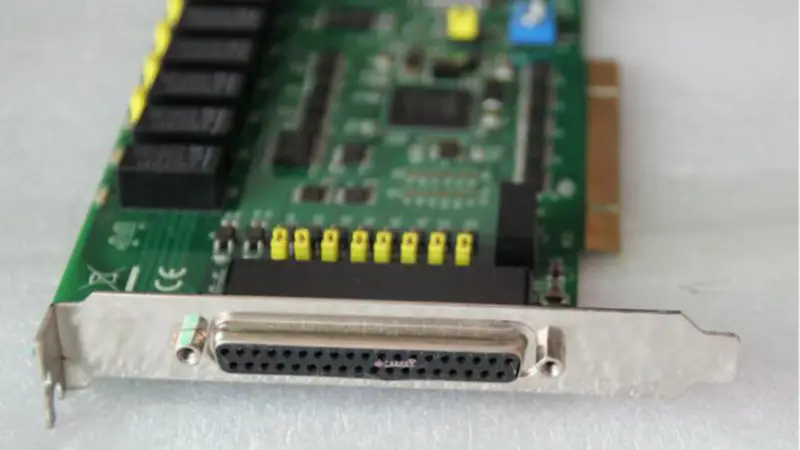 Advantech PCI-1760U REV.B1 A1 A2 8-kanaals relais en 8-kanaals geïsoleerde digitale ingang Universele PCI-kaart