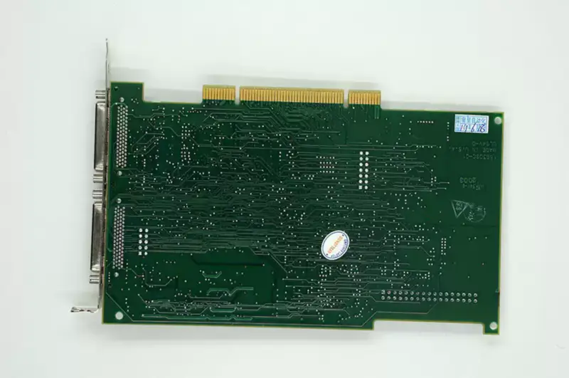 NI PCI-7344 4-assige PCI-stappenregelaar/servocontroller