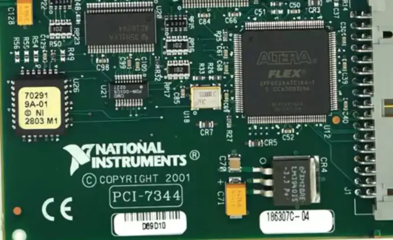 NI PCI-7344 4-assige PCI-stappenregelaar/servocontroller