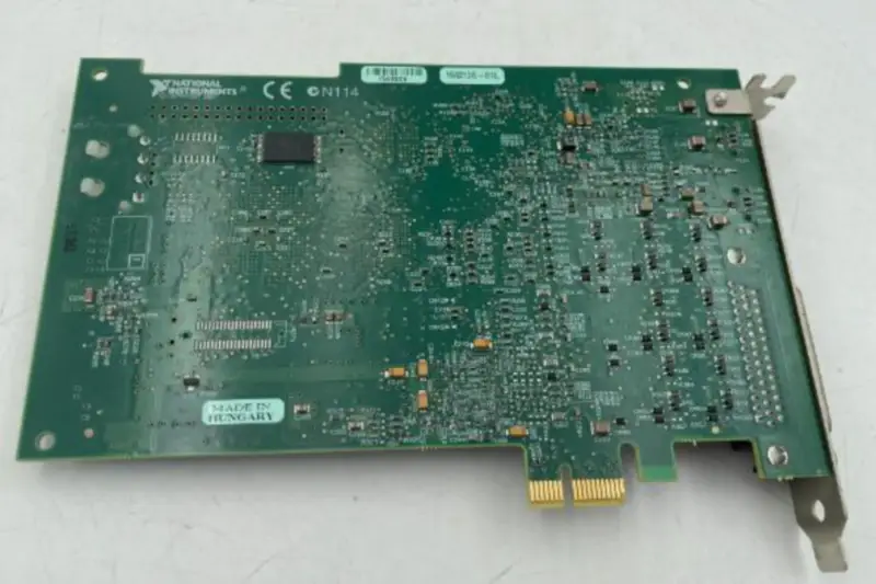 NI PCIe-8255R DAQ-kaart met 1394B-interface